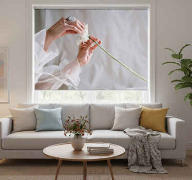 Rolgordijn woonkamer artistieke bloem - TenStickers