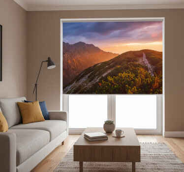 Rolgordijn woonkamer zakopane nachtbergen - TenStickers