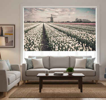 Rolgordijn woonkamer tulpenveld met windmolen - TenStickers