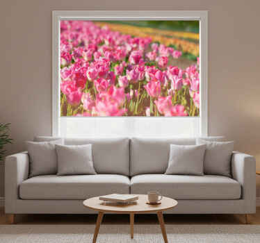 Rolgordijn woonkamer tulpenveld - TenStickers