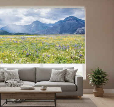 Rolgordijn woonkamer veld met kleine bloemen - TenStickers
