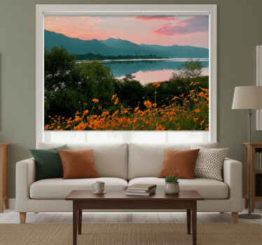 Rolgordijn woonkamer bergen en savanne - TenStickers