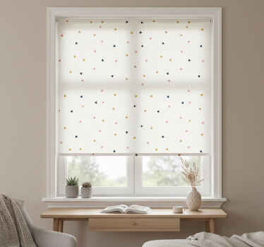 Estor enrollable habitación motivo triángulos minimalistas - TenVinilo