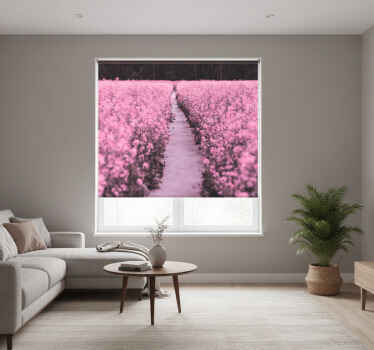 Living room blind in elegant rosa flower meadow - TenStickers