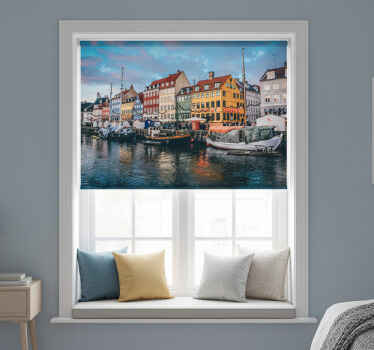 Toile fenêtre chambre maisons de copenhague avec bateaux - TenStickers