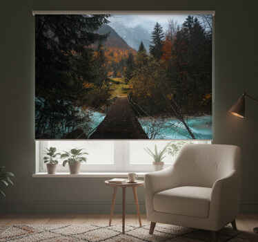 Toile fenêtre chambre pont dans la forêt - TenStickers