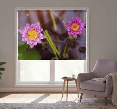 Toile fenêtre chambre lotus rose/violet - TenStickers