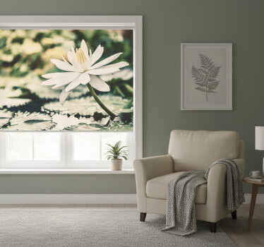 Toile fenêtre chambre lotus blanc sur lac - TenStickers