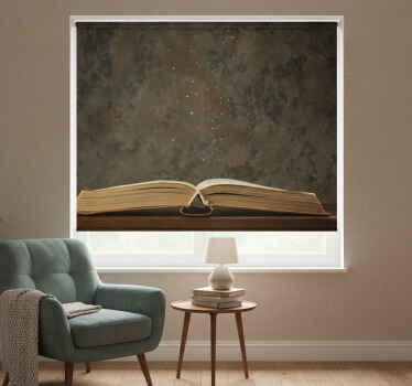 Toile fenêtre chambre livre magique - TenStickers
