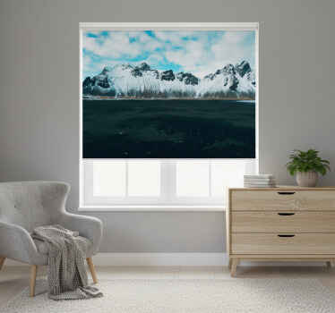 Toile fenêtre chambre montagnes de vestrahorn - TenStickers