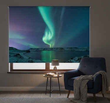 Toile fenêtre chambre lumière du nord sur l'île - TenStickers