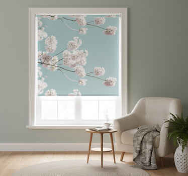 Cortina roller blanca diseño elegante y femenino de flores - TenVinilo