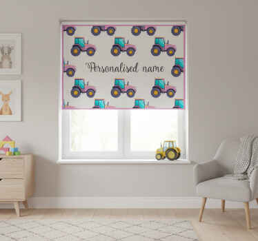 Toile fenêtre chambre enfant tracteur rose personnalisé - TenStickers