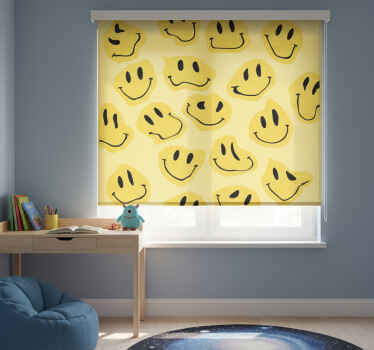 Rollo fenster kinderzimmer verzerrte smiley-gesichter - TenStickers