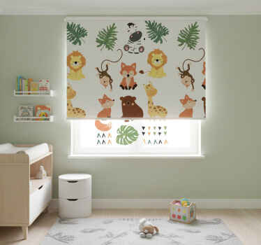 Children's blind featuring cute wild animals and leaves - TenStickers