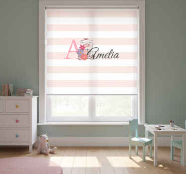 Toile fenêtre chambre enfant cochon mignon avec prénom - TenStickers