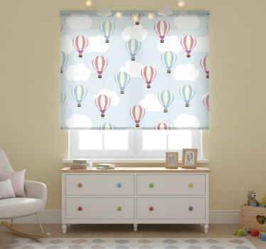 Rollo fenster kinderzimmer wolken und luftballons - TenStickers