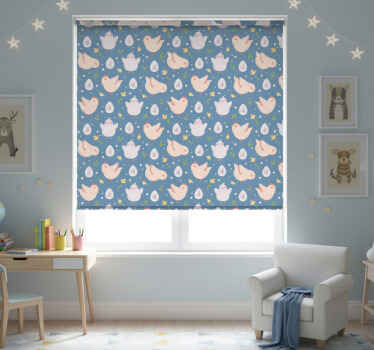 Kids roller blind with chicken characters - TenStickers