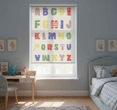 Rollo fenster kinderzimmer mit geometrischem alphabet - TenStickers