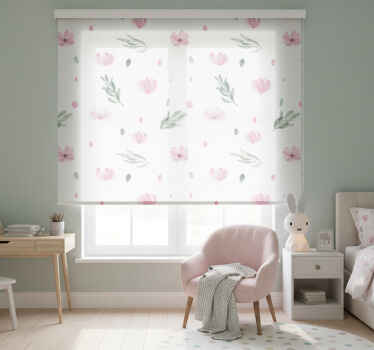 Kids roller blind with pink minimalistic flowers - TenStickers