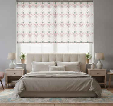 Traditional roller blind with elegant floral pattern - TenStickers
