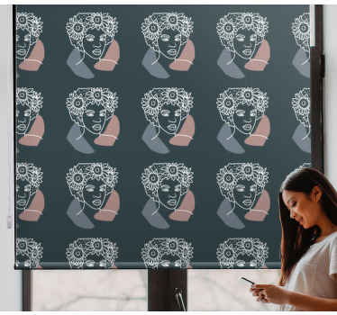 Roleta z rysunkami eleganckie kwiatowe twarze - TenStickers