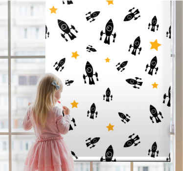 Gula stjärnor svarta rymdskepp barns rullgardin - Tenstickers