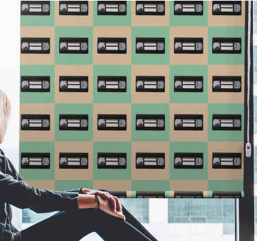 Persiana enrollable vintage patrón de cinta retro - TenVinilo