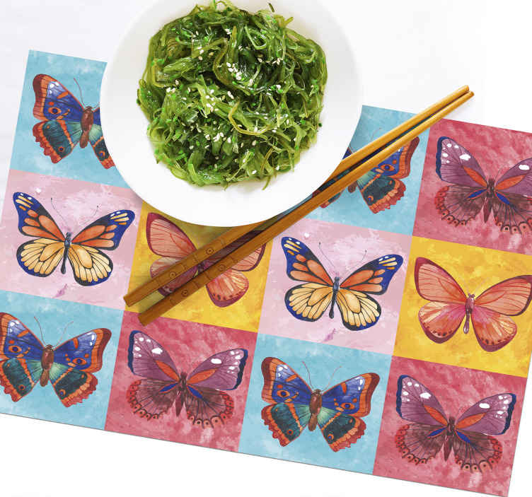 set de table avec papillon Carrelage coloré