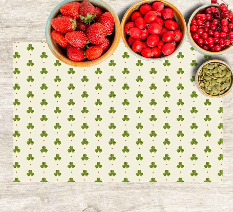 Green shamrocks with orange dots Vinyl placemat - TenStickers