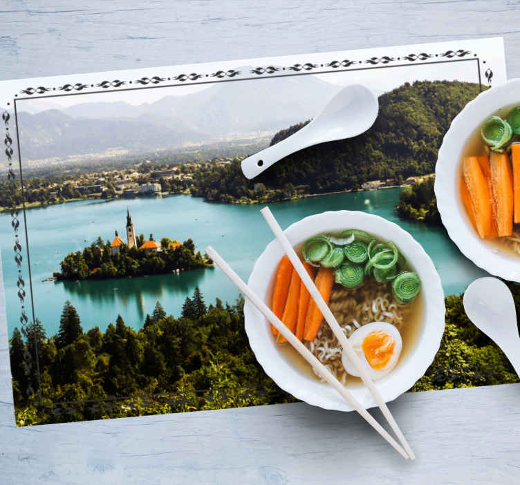 Modern placemats serene lake vista - TenStickers