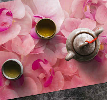 Pink flowers with a yellow middle placemats - TenStickers