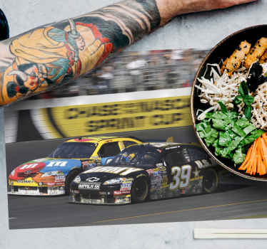 Mantel individual infantil Autos de carrera nascar - TenVinilo