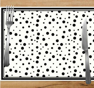 Individuais de mesa para casa Bolinhas pretas em fundo branco - TenStickers