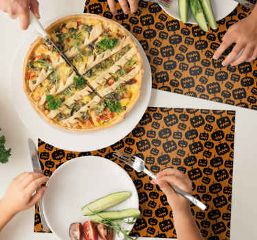 Mantel individual original negro y naranja - TenVinilo