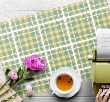 Green gingham pattern elegant placemats - TenStickers