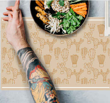 é hora de mudar suas decorações com Os nossos individuais de mesa modernos com padrão de cacto desbotado pelo sol! Veja como é fácil! Entrega ao domicílio!