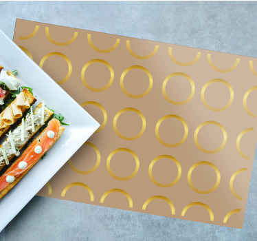 σουπλά με γεωμετρικό σχέδιο σε χρυσό βινύλιο - TenStickers