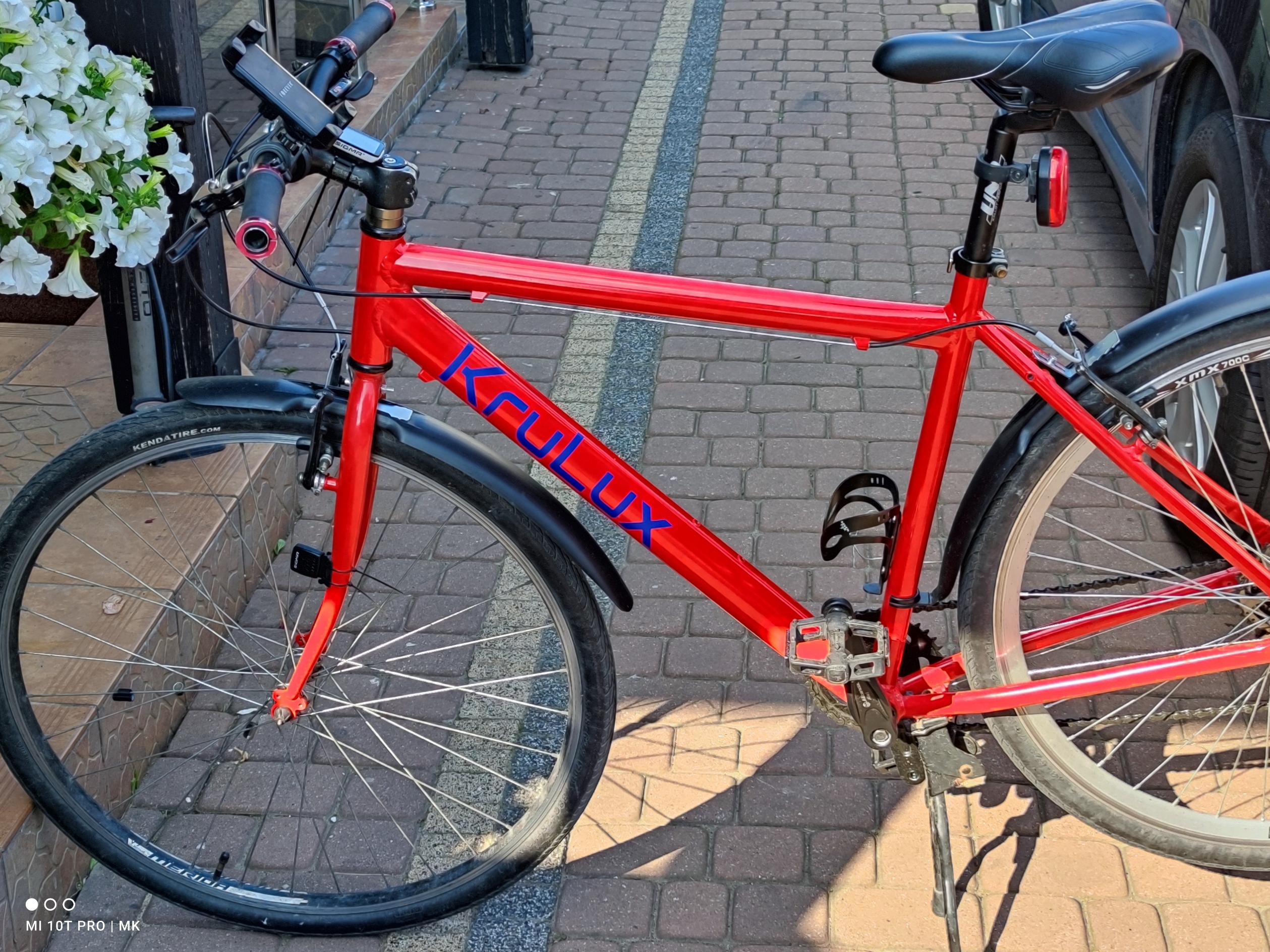 { { product.metaDescription|striptags }}