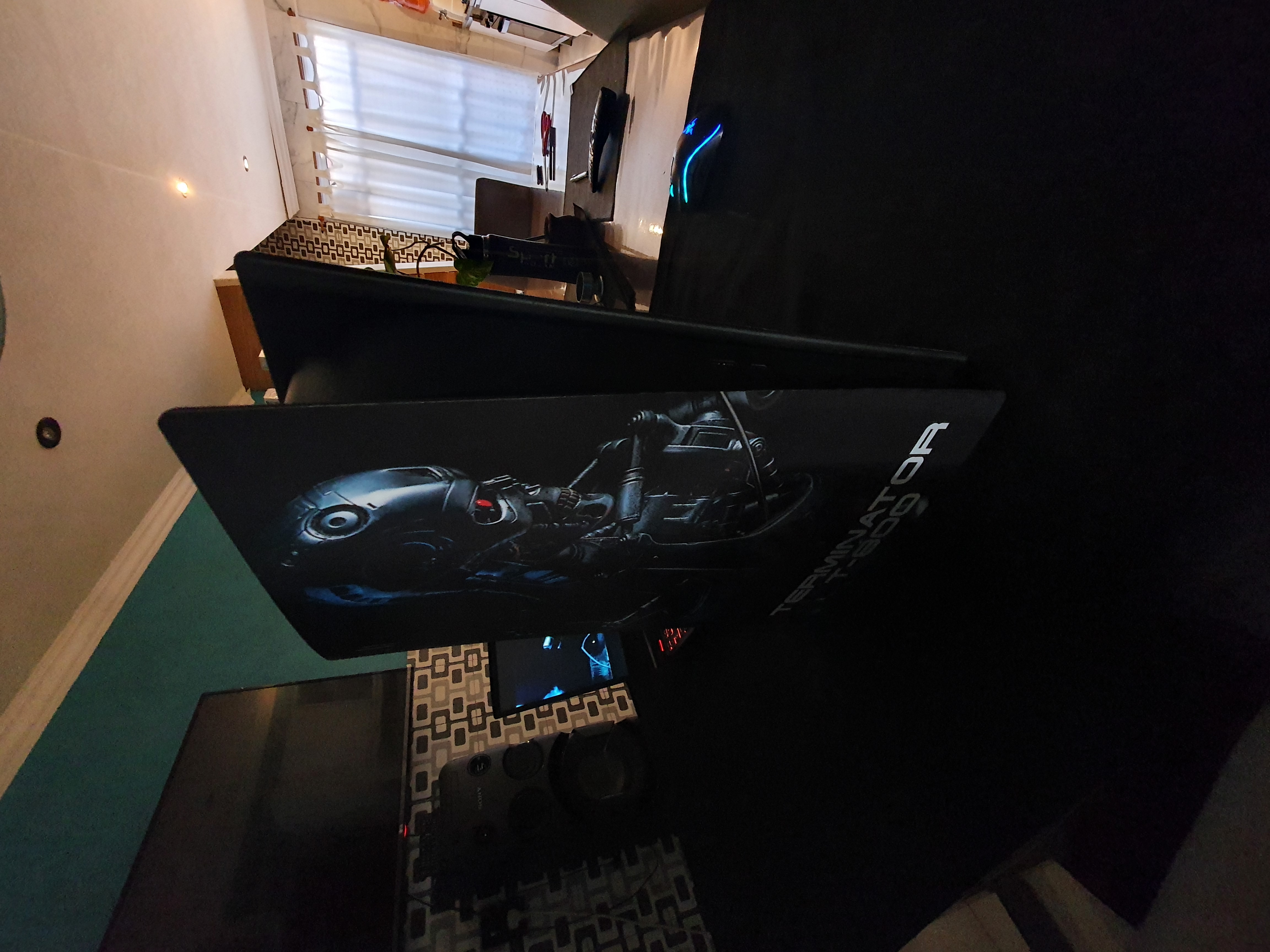 { { product.metaDescription|striptags }}