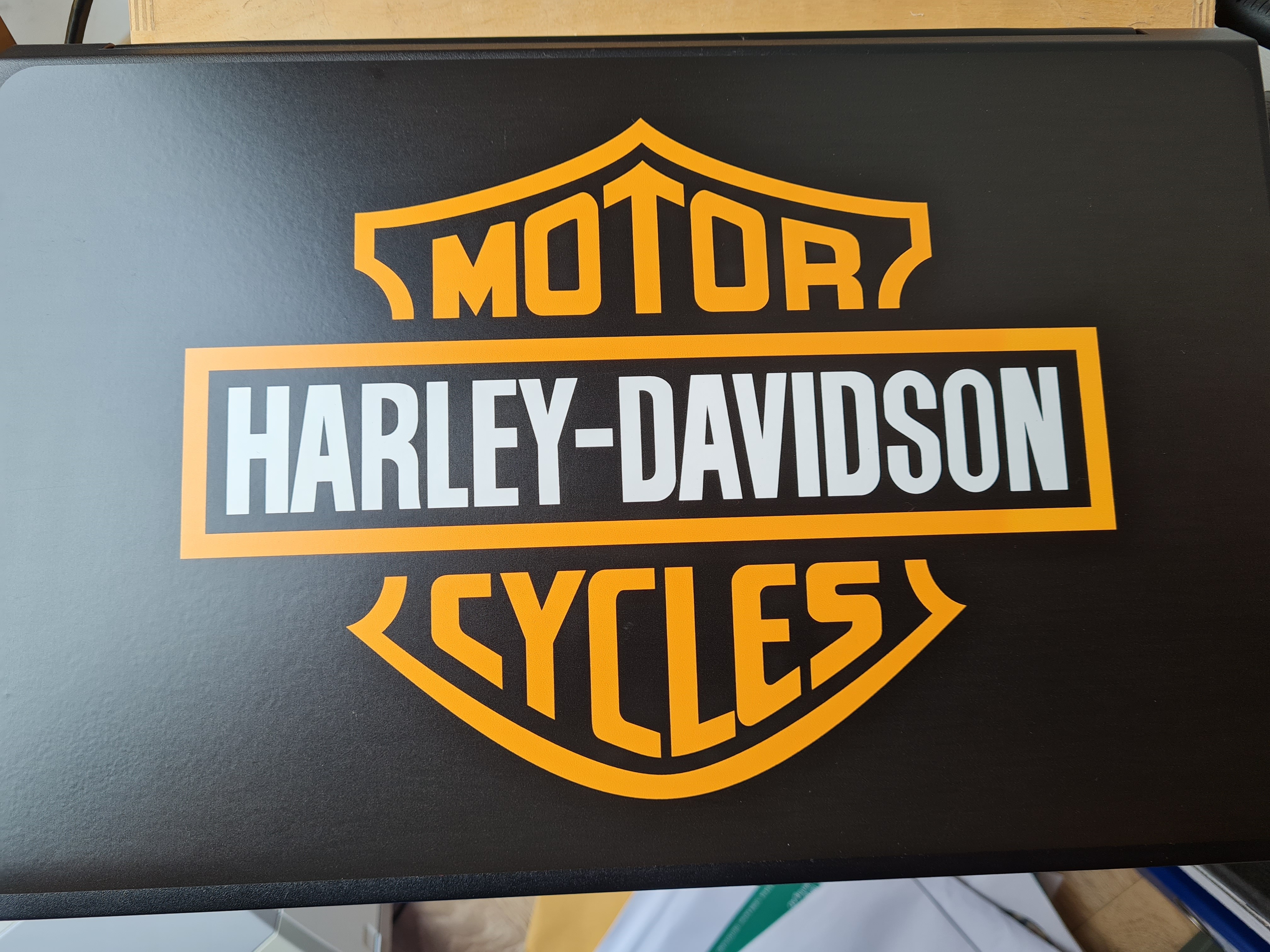 { { product.metaDescription|striptags }}