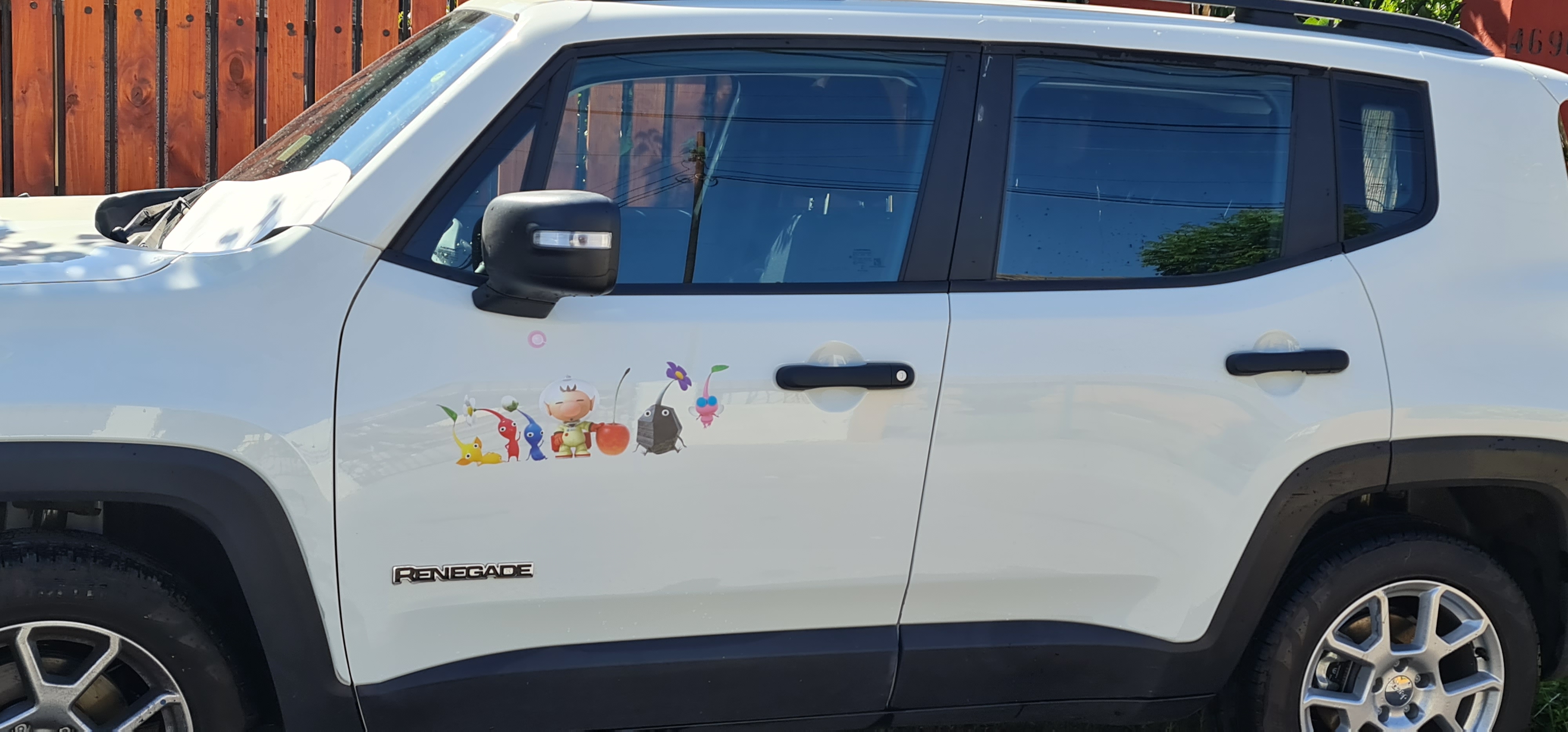 { { product.metaDescription|striptags }}