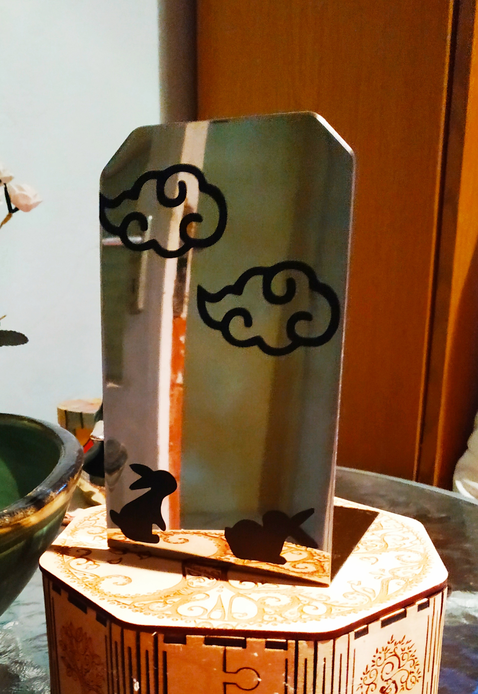 { { product.metaDescription|striptags }}