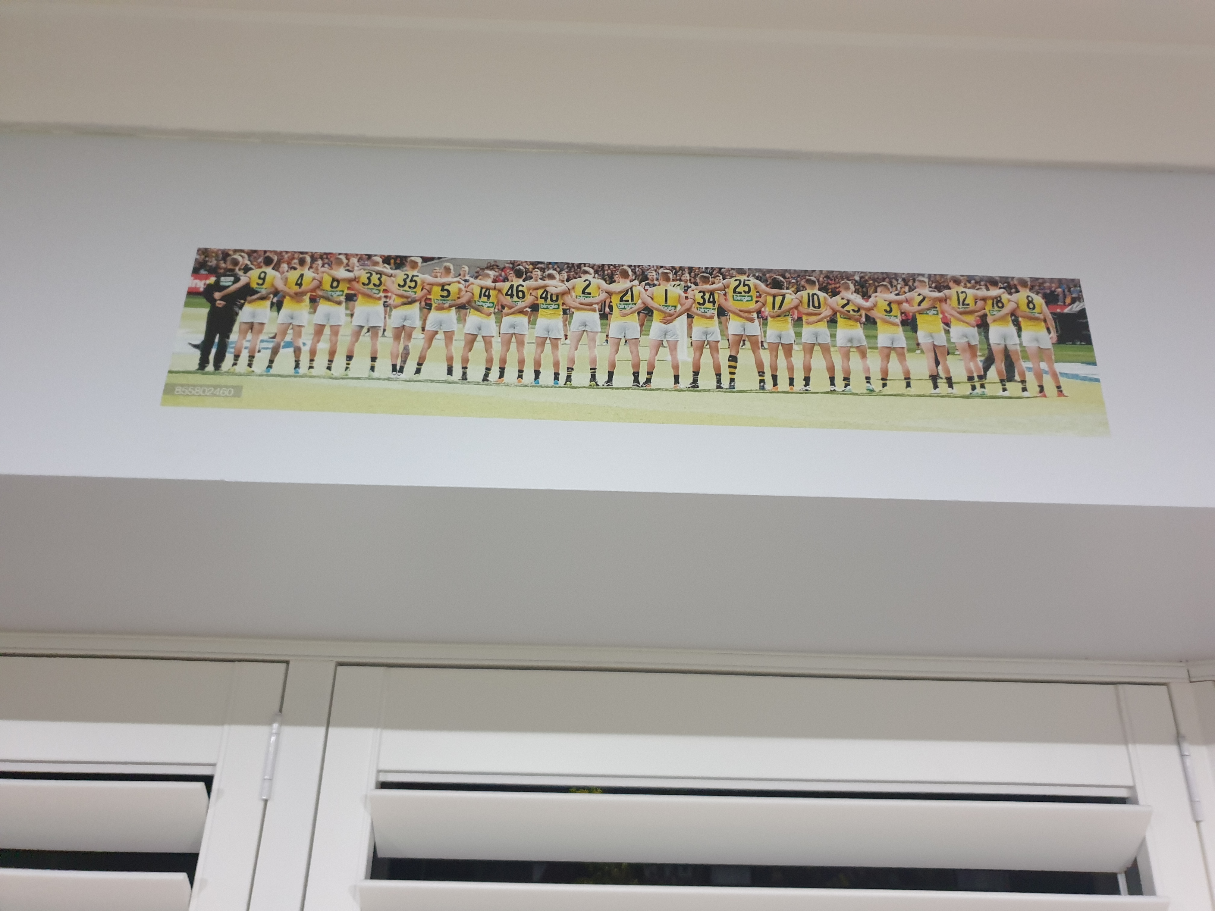 { { product.metaDescription|striptags }}