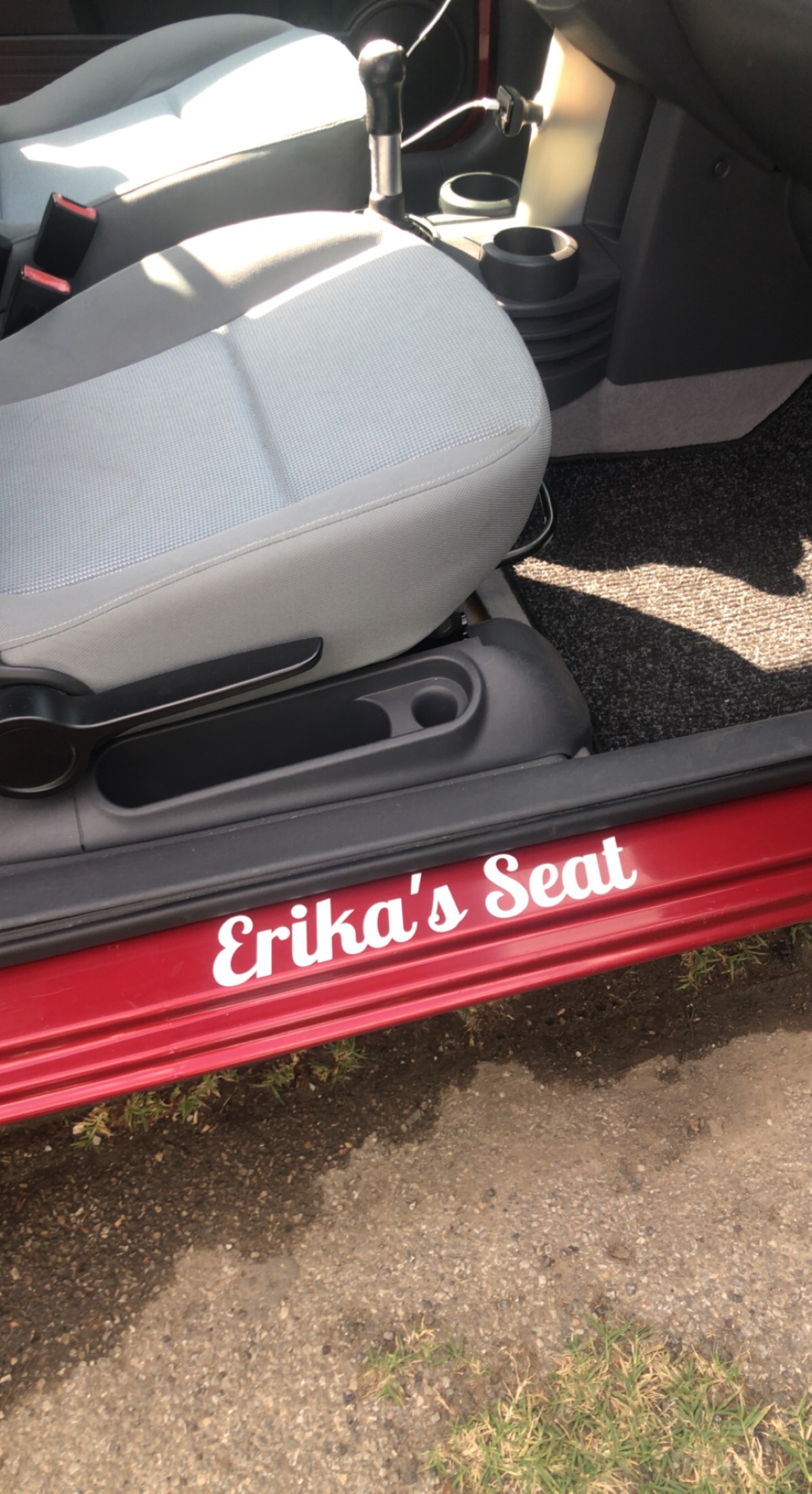 { { product.metaDescription|striptags }}