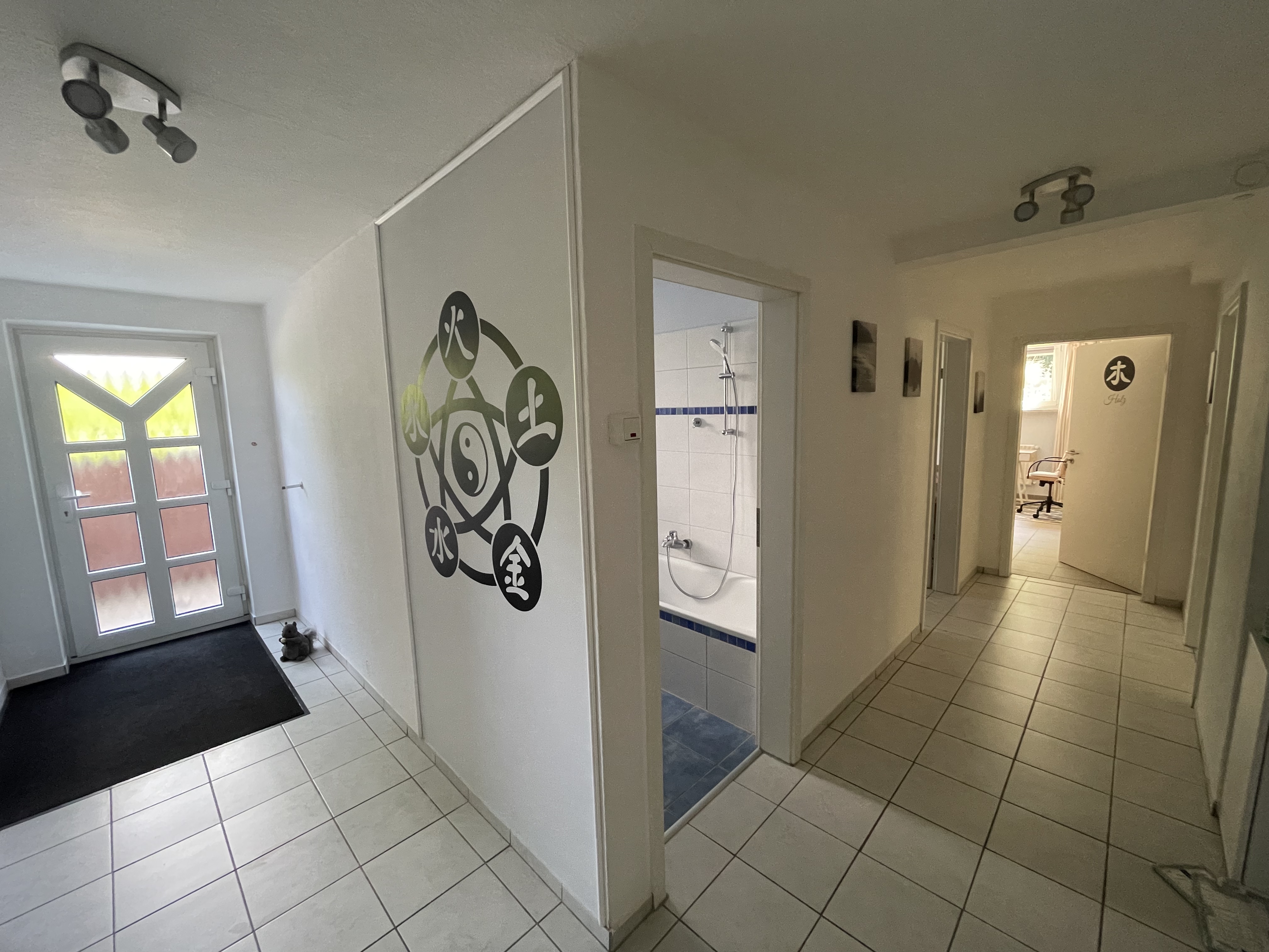 { { product.metaDescription|striptags }}