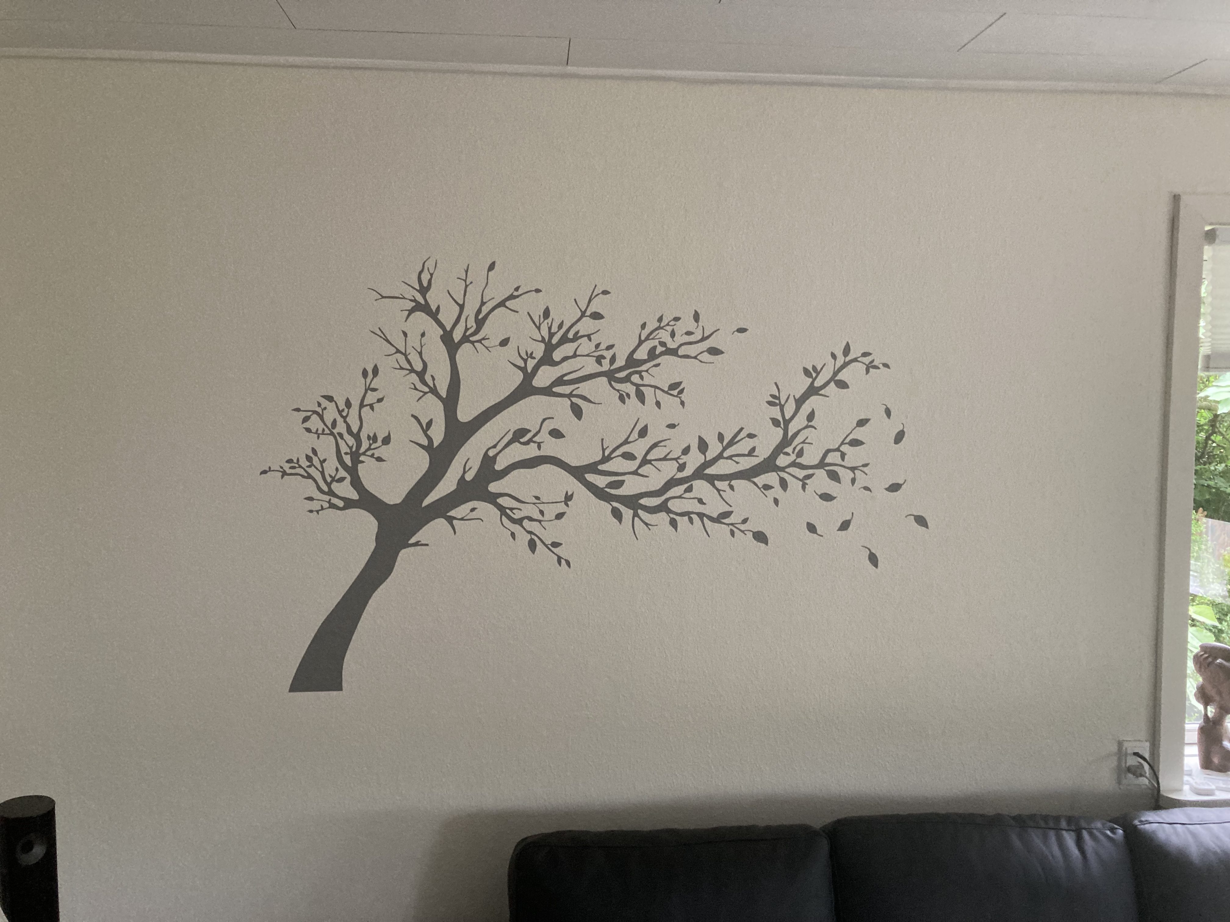 { { product.metaDescription|striptags }}