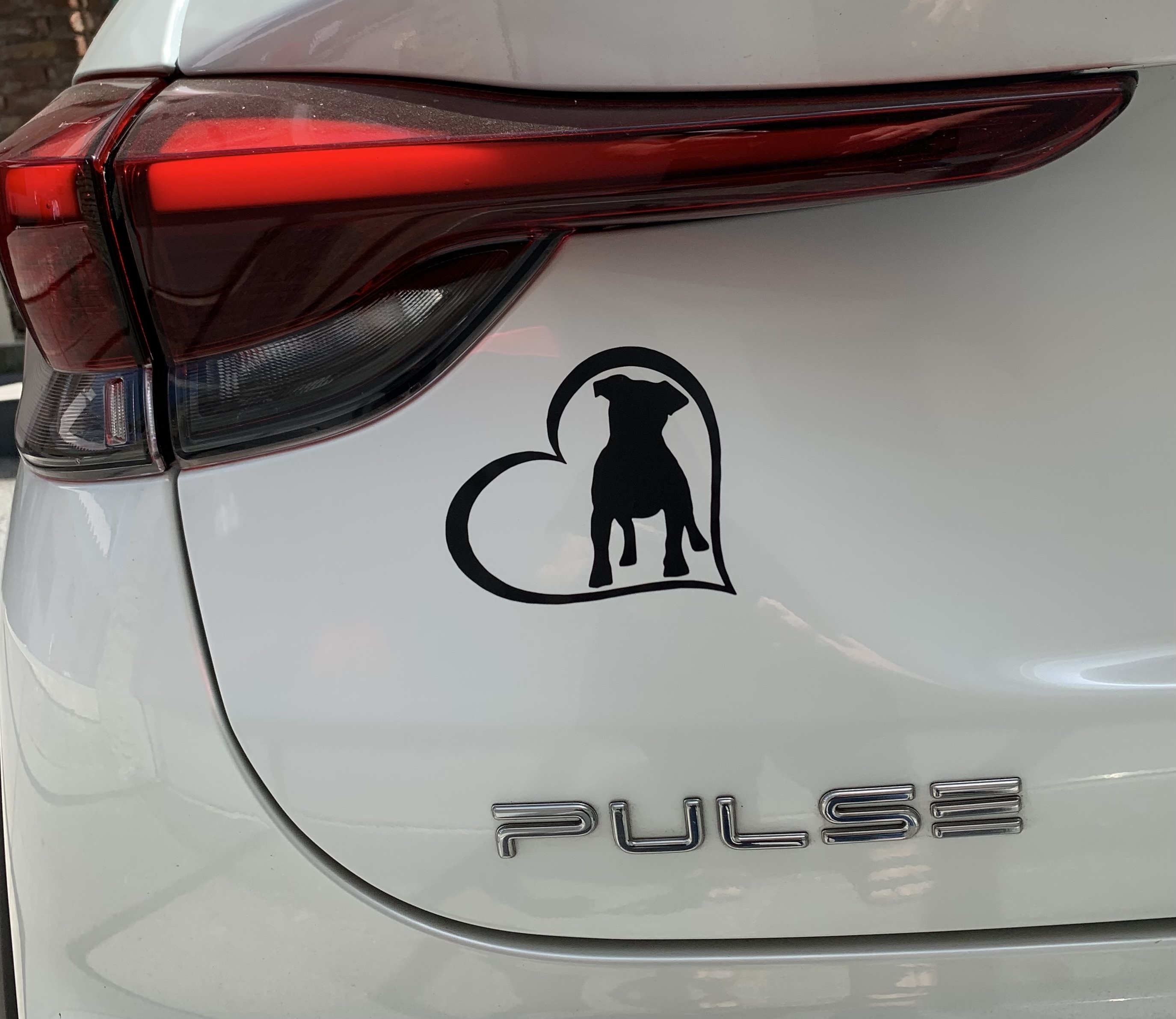 { { product.metaDescription|striptags }}