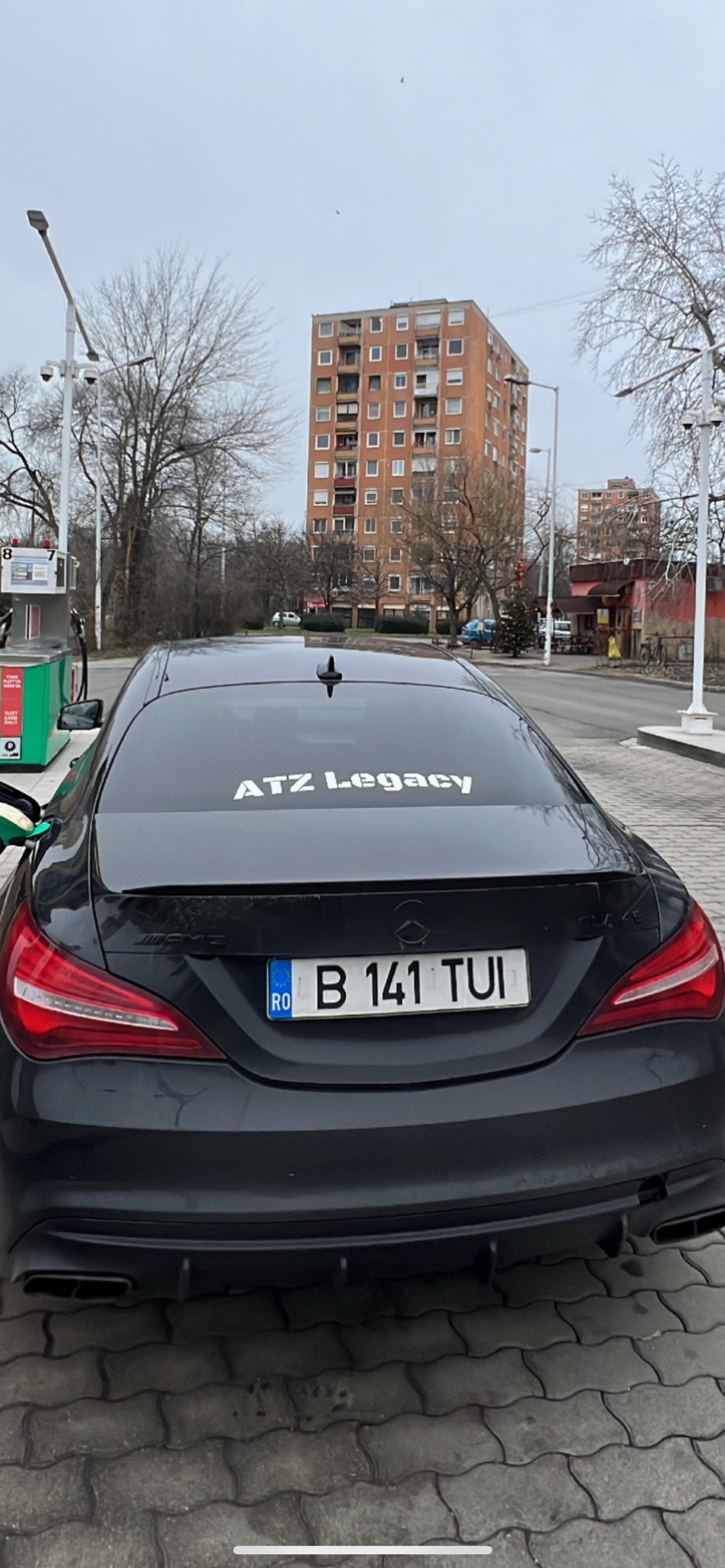 { { product.metaDescription|striptags }}