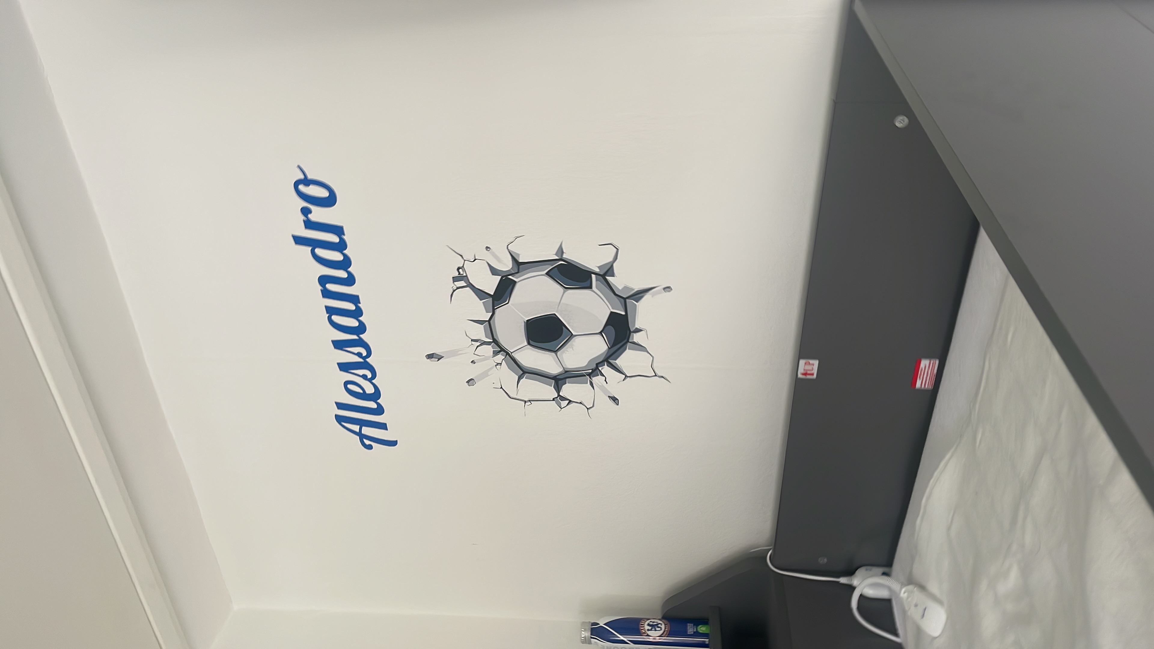 Kiwistar Football Wall Sticker in 6 Sizes
